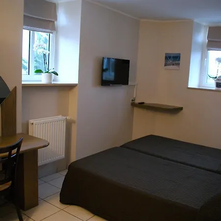 Hotel Charly's Gare